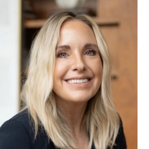 Photo of Suzanne Porter